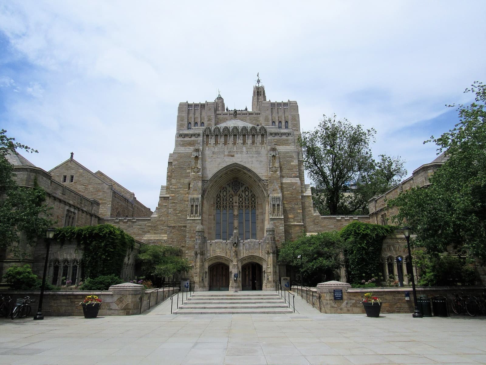Yale Sterling Memorial Library