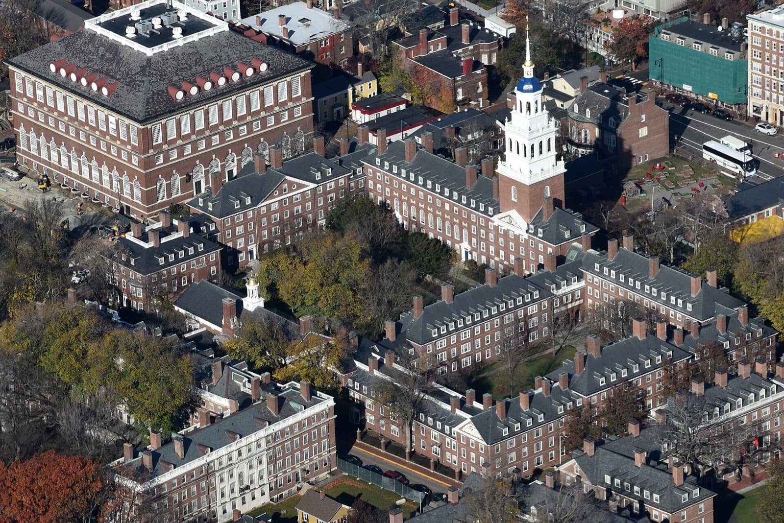 Harvard Lowell House ve çevresi